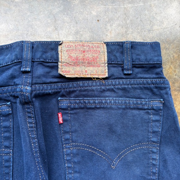 Vintage Levis 550 Relaxed Fit Tapered Leg Jeans Blue Made in USA 36x30 0894 - Picture 2 of 6